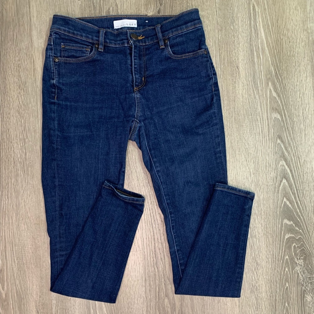 Loft skinny jeans. Size 26/2. Dark wash